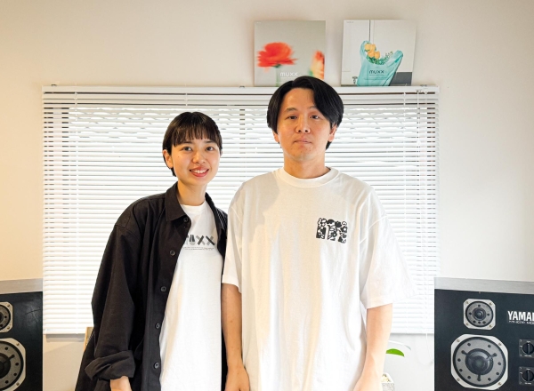 音楽を着るという選択。
「MUXX」が描く、好きを形にするものづくり。