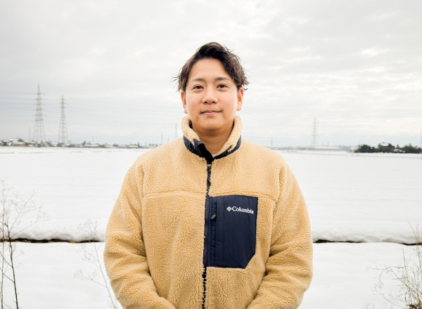 元メガバンクから射水市の古民家に移住。
若者の“芽”を育てる、「とやまのめ」のまちづくり。