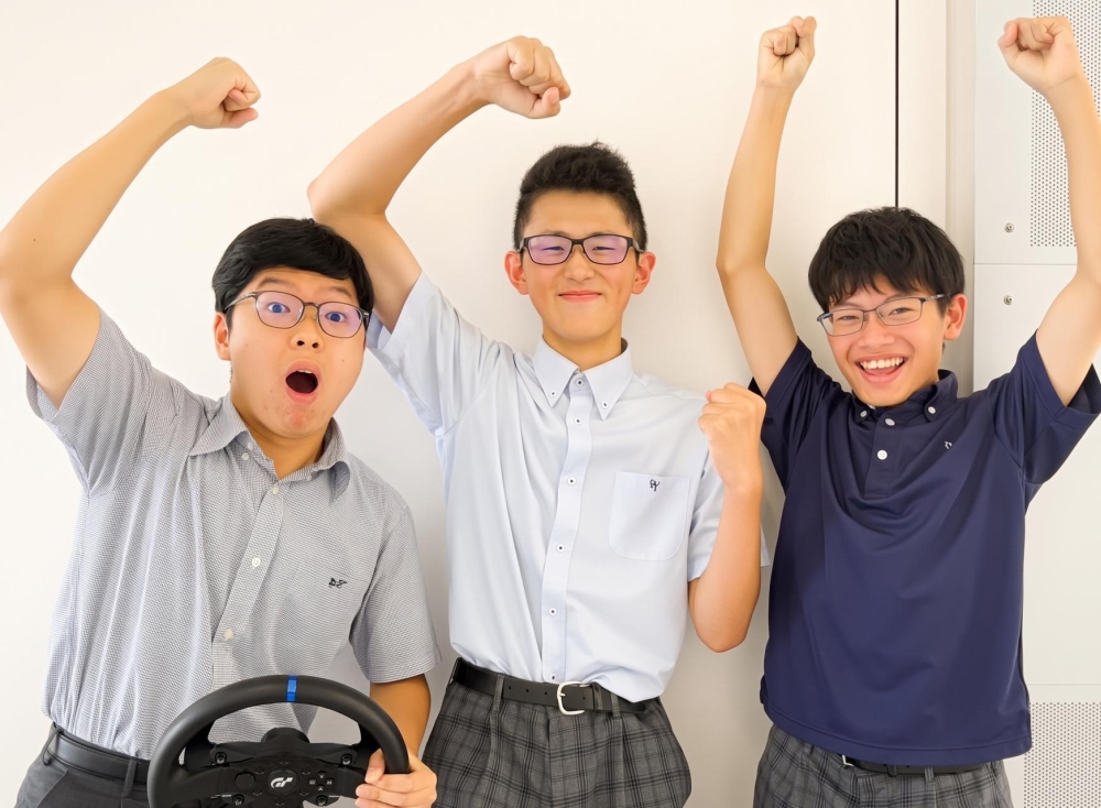 一人の速さだけでは、勝てない。
「魚津工業高校」eモータースポーツ全国大会への挑戦
