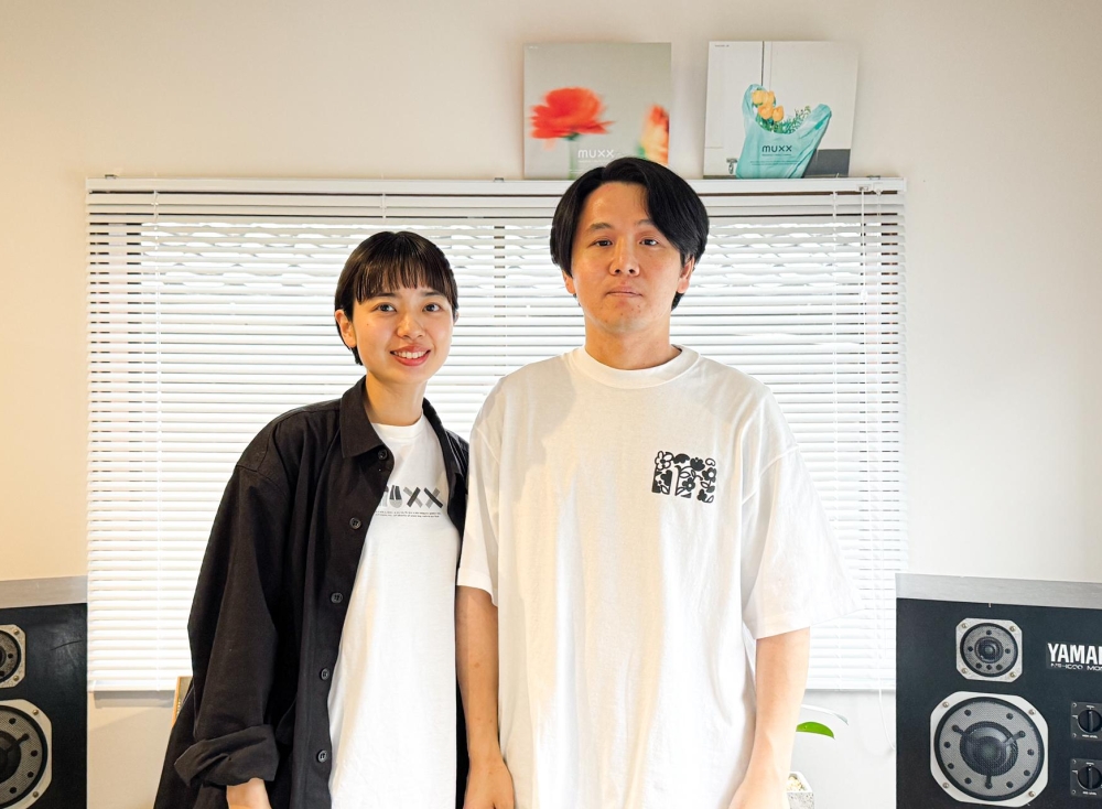 音楽を着るという選択。
「MUXX」が描く、好きを形にするものづくり。