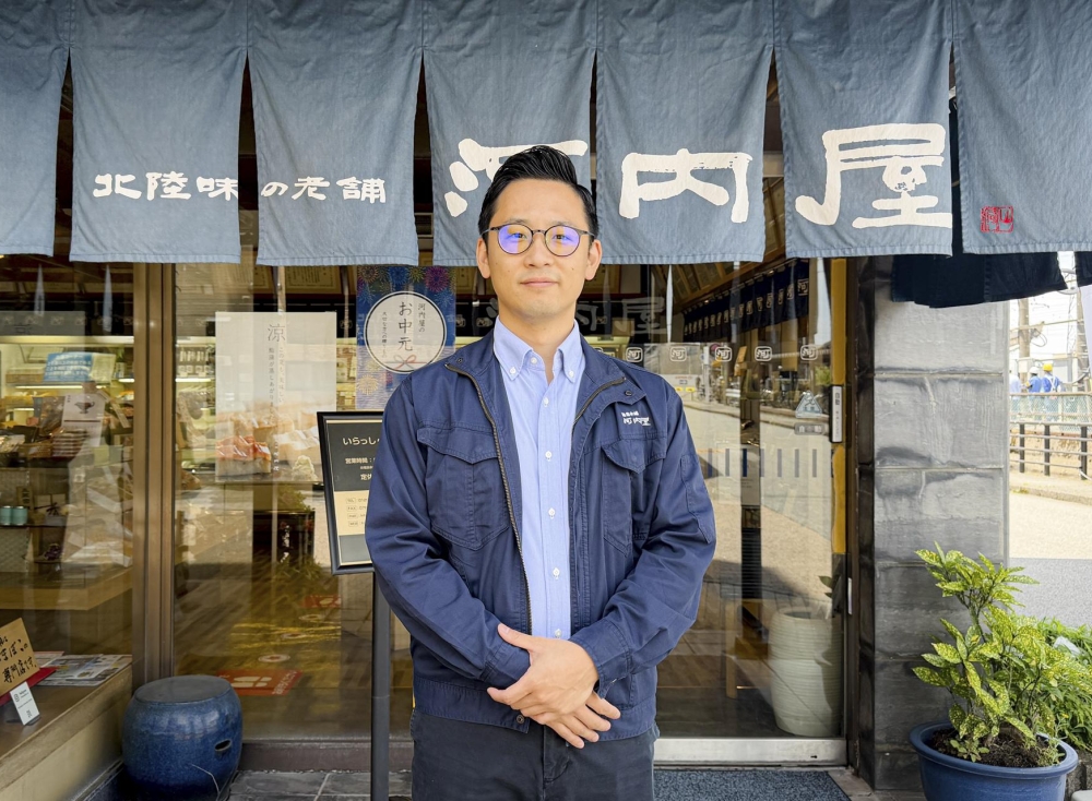 変わらない味を守るために、変わり続ける。
「河内屋」の新しいかまぼこづくり。
